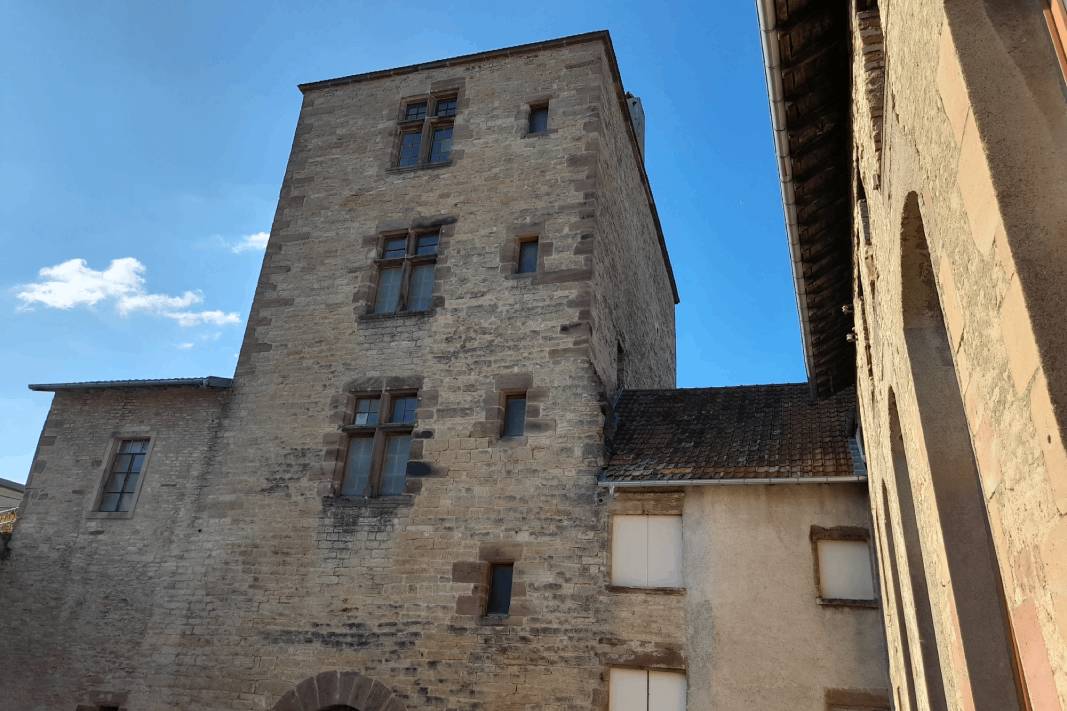 tour du château d'Héricourt